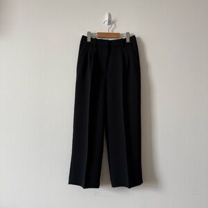 NWT Aritzia Effortless Pants Cropped - Crepette size 2